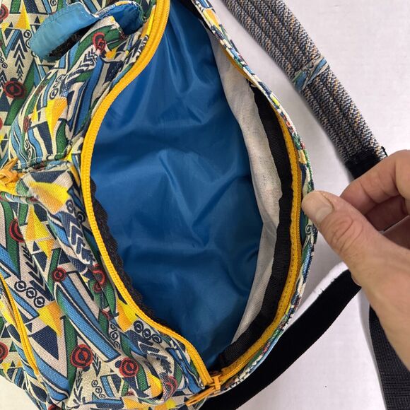 Kavu Rope Sling Multicolor Geometric Crossbody Shoulder Backpack 4 Sections - Picture 6 of 8
